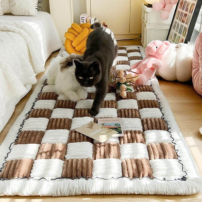 Cream-colored Large Plaid Square Fuzzy Pet Mat Bed