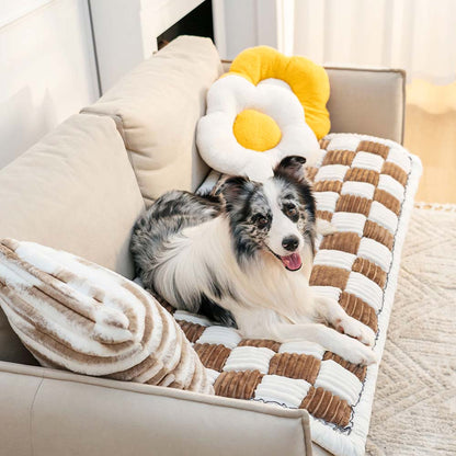 Cream-colored Large Plaid Square Fuzzy Pet Mat Bed