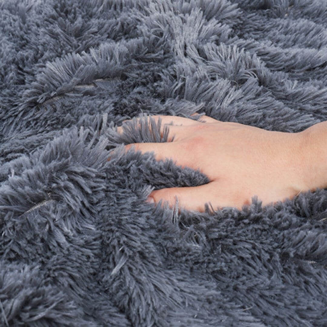 Anxiety Relieving Fluffy Pet Blanket