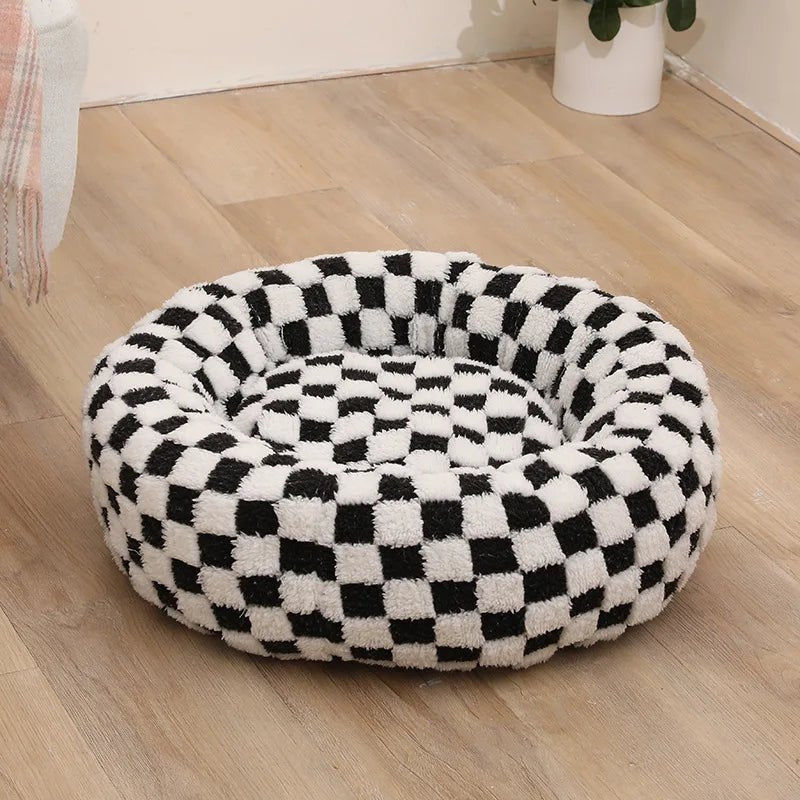 Donut Dog Bed – Calming Checker Plush Washable Nest for Small & Medium Dogs