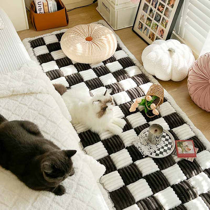 Cream-colored Large Plaid Square Fuzzy Pet Mat Bed